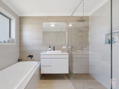6 Aquila Avenue, Wadalba