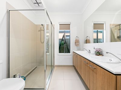 14 Bandicoot Loop, Tarneit