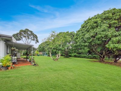 45 Planet Avenue, Atherton