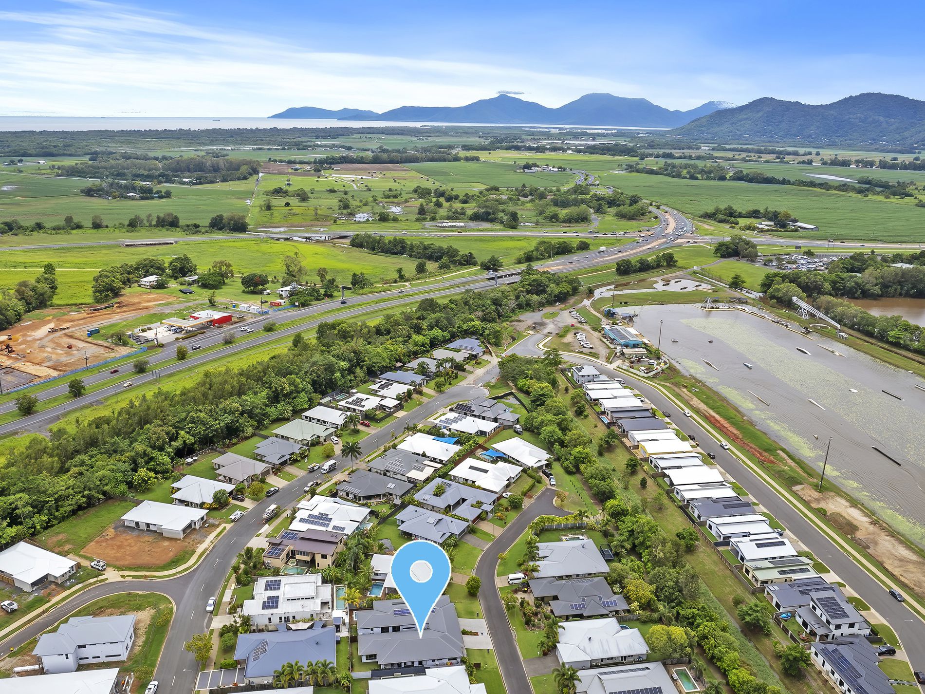 2 / 9 Jabiru Court, Smithfield