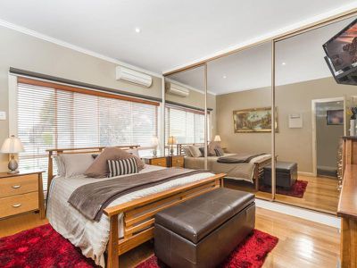 1 / 2 Lester Avenue, St Albans