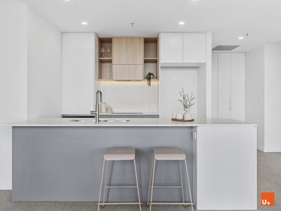 502 / 104 Easty Street, Phillip