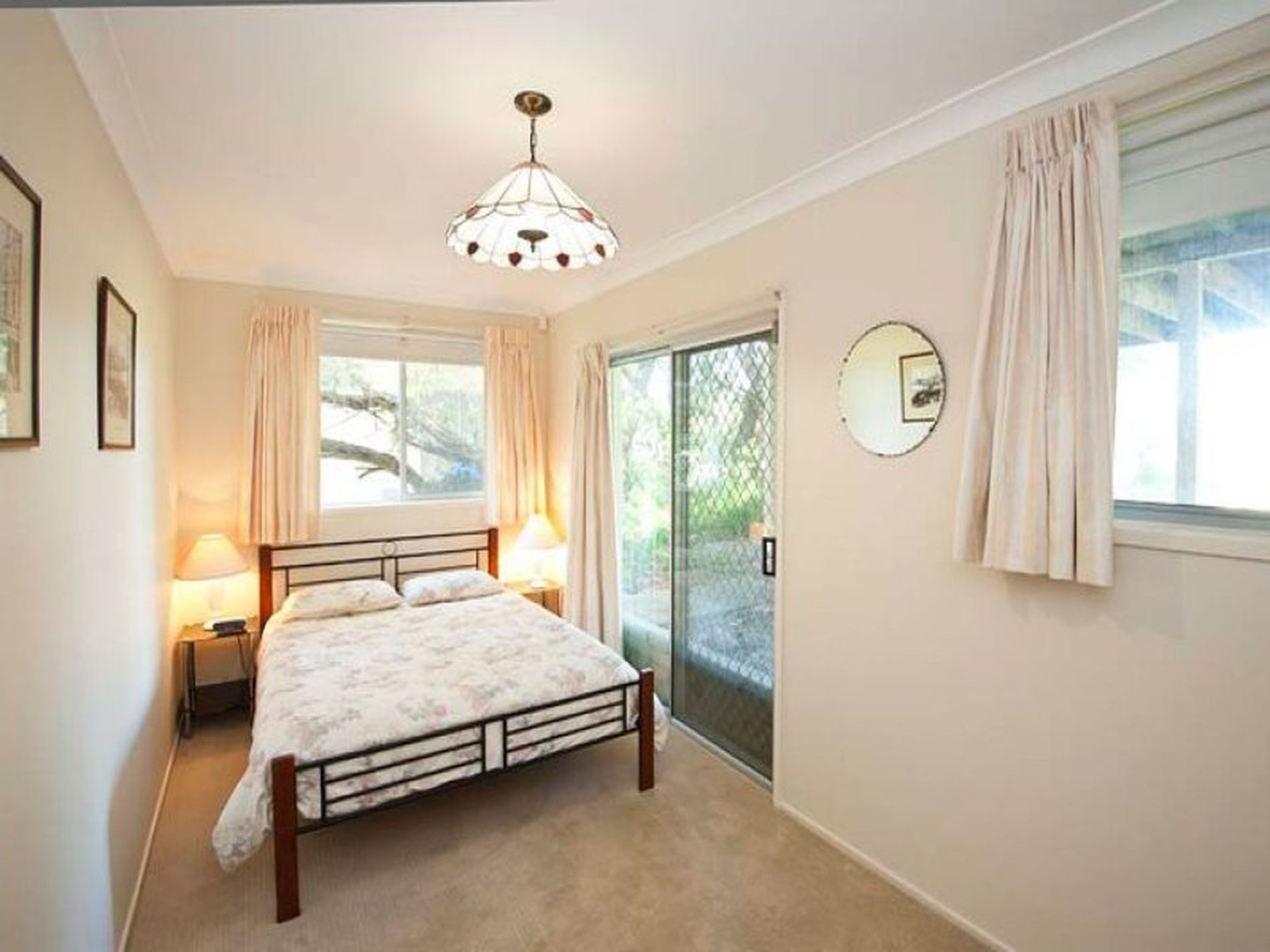 10 Mitchell Parade, Mollymook