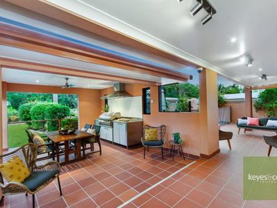 50 Livistonia Close, Bushland Beach