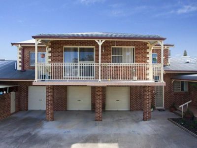 3 / 90 Belmore Street, Tamworth