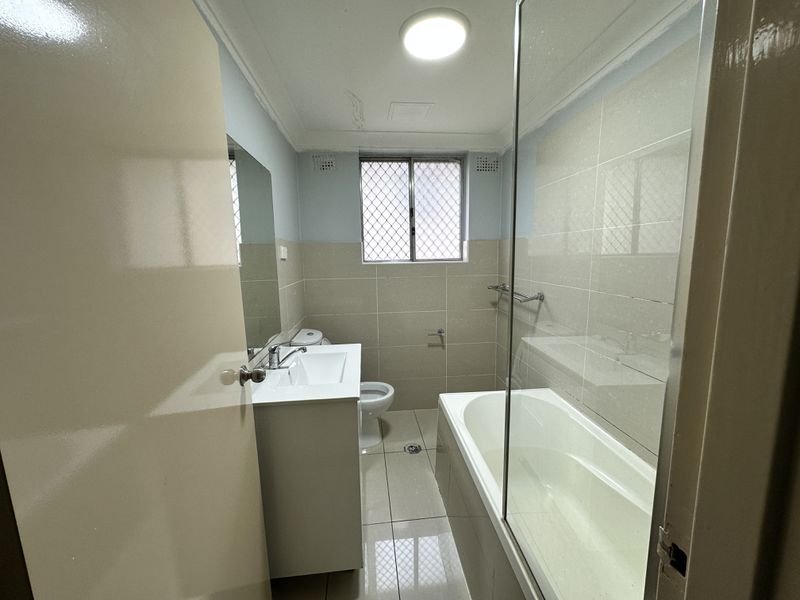 3 / 11 Crown Street, Granville