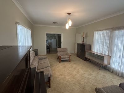 34 Moor Street, Parkes