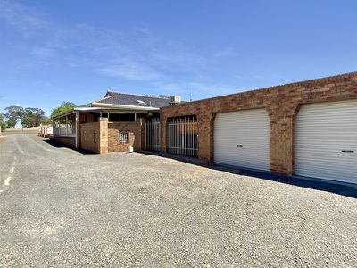 6 Brahman Street, Forbes