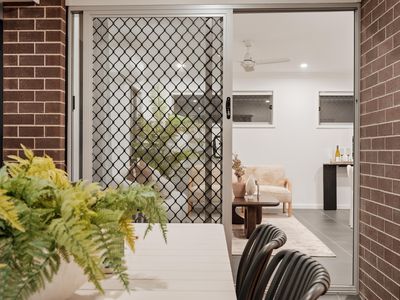 64 Lunar Circuit, Spring Mountain