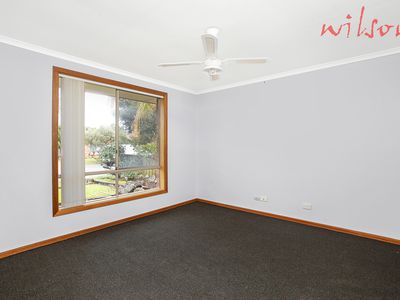 17 Pine View Drive, Paralowie