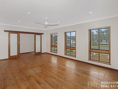 10 Culliver Street, Horsham