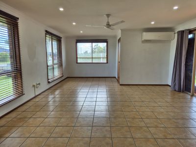 14 Schapers Road, Glenella