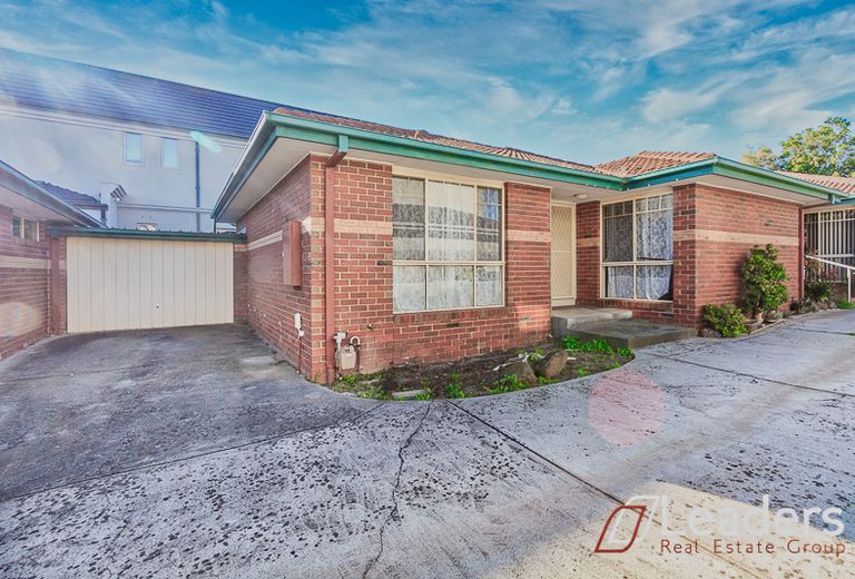 2 / 19 Martin Place, Glen Waverley