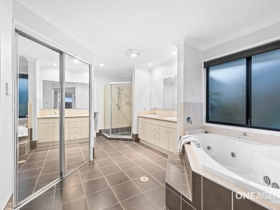 62 Brookwater Drive, Brookwater