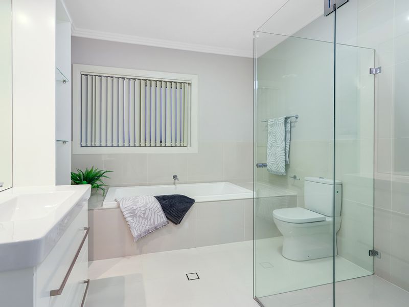 25 London Court, Kellyville