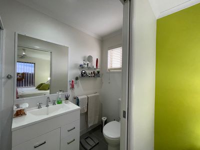 8 Eyre Court, Urraween