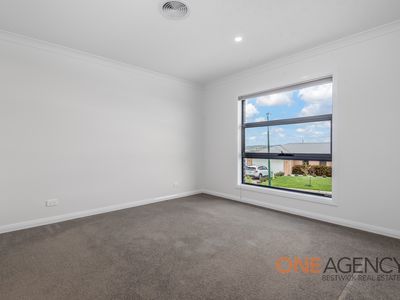 2 Dillon Drive, Kelso