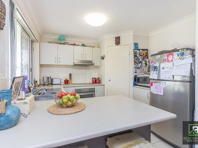 16 Weeroona Avenue, Beachmere