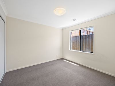 24 Woolly Parade, Clyde North