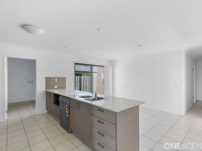 12 Santa Maria Avenue, Urraween