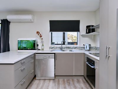 1 / 138 Kerrs Road, Avonside