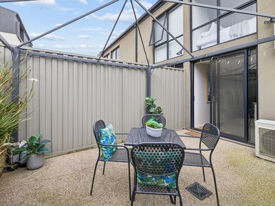 3 / 15 Middle Road, Maribyrnong
