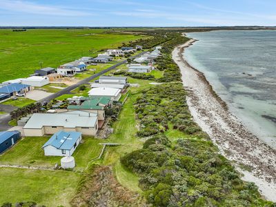 23 Cape Douglas Road, Cape Douglas
