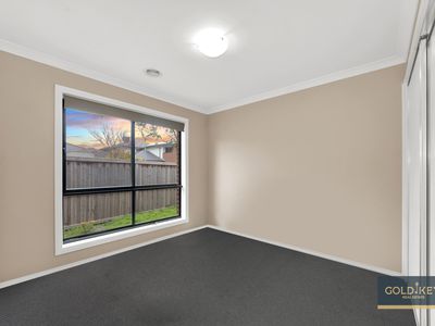 1 Bracken Close, Tarneit