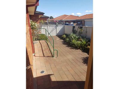 1 / 6 Victoria Place, Forster