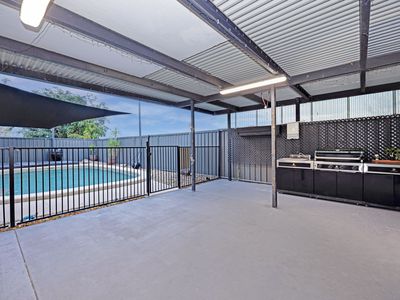 4 Stephanie Street, Rasmussen
