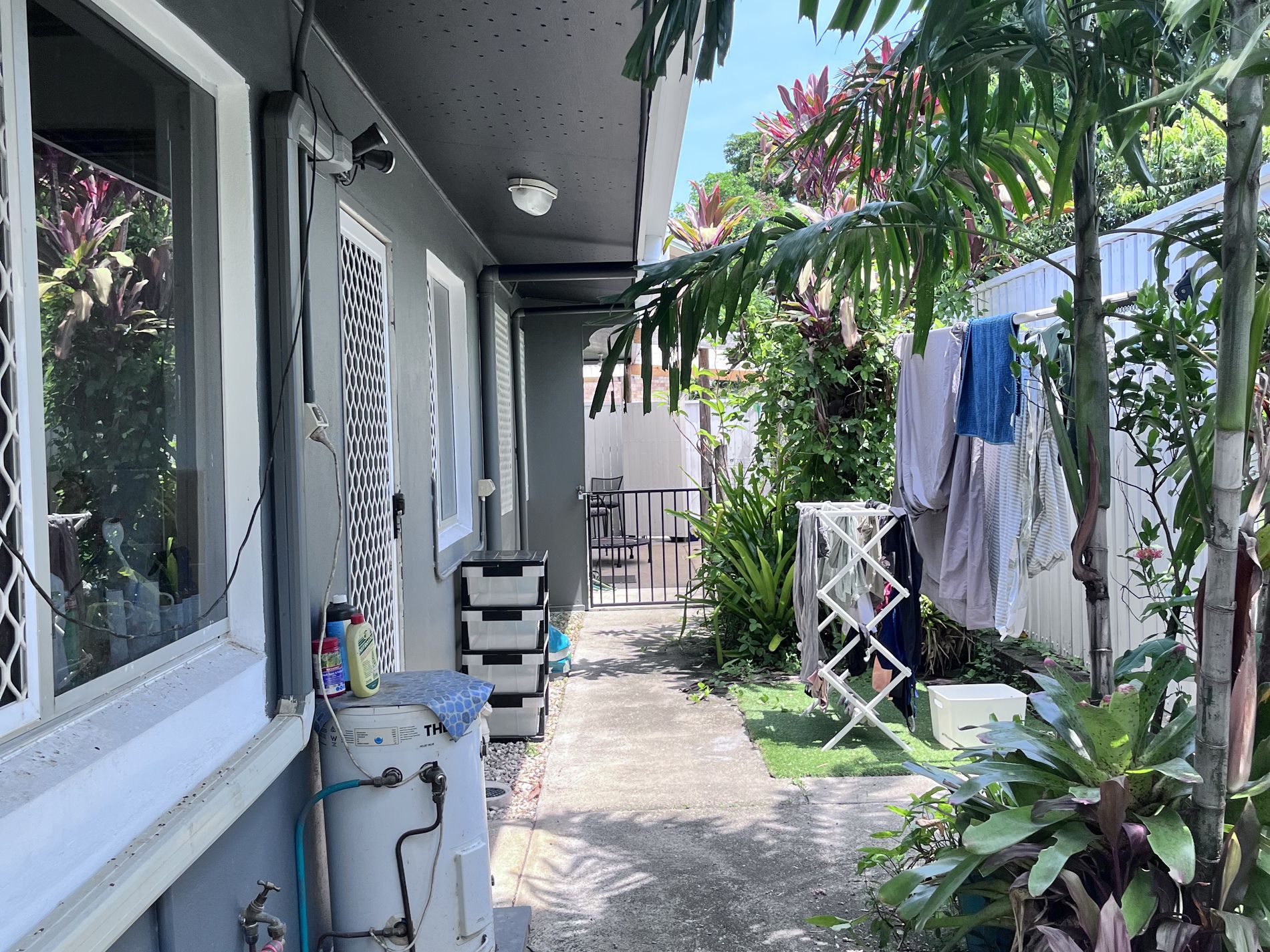 3 OLIVE STREET, Manoora