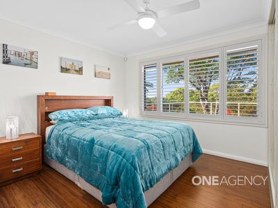 12 Robert St, Kanahooka