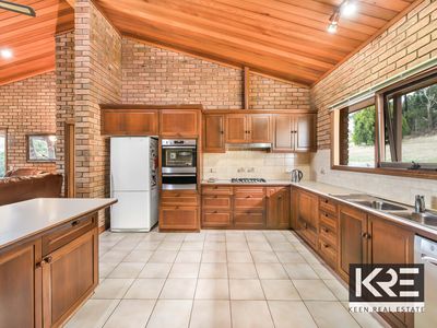146 Gulf Road, Yarra Glen