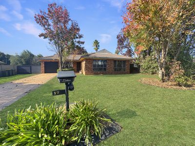 17 Eden Park Avenue, Dubbo