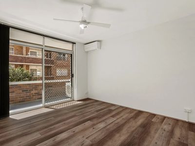 2 / 21 Station Street, Dundas