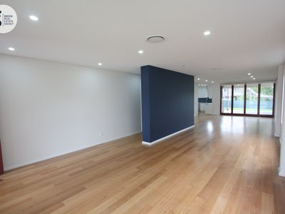4 Grand Ave, West Ryde