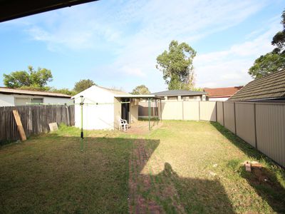 18 Hinchen Street, Guildford
