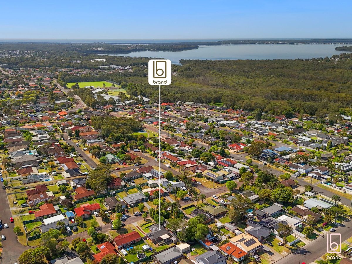 16 White Swan Avenue, Blue Haven