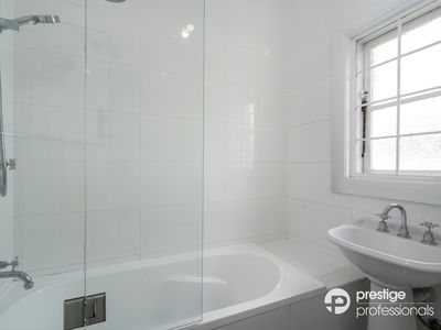 12 Moorebank Avenue, Moorebank