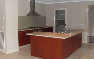 16 Atkinson Street, Berwick