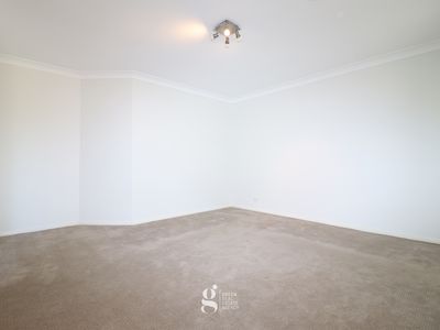 1 / 28 Falconer Street, West Ryde