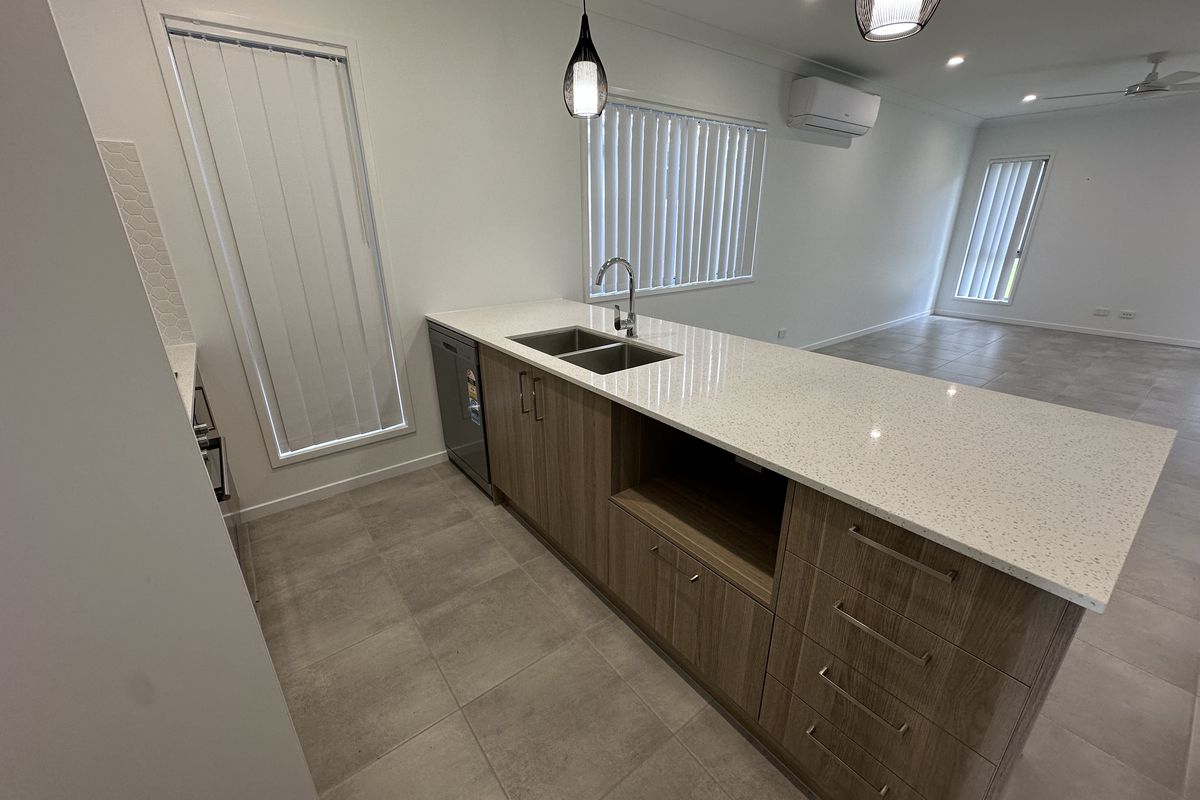 19 Nicholas Street, Collingwood Park