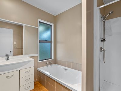 331 South Head Road, South Head, Helensville