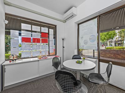 4&5 / 466 Boundary Street, Spring Hill