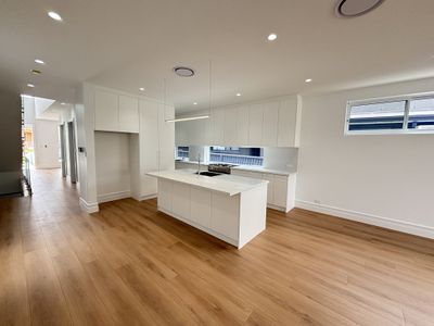 38B GRAY CRESCENT, Yagoona