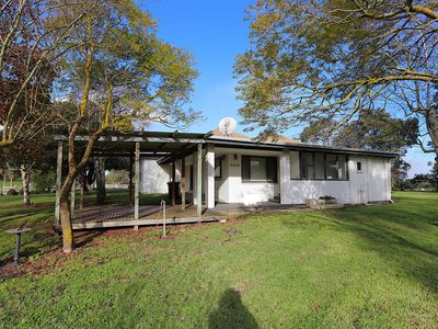 5846 Glenelg Highway, Worrolong