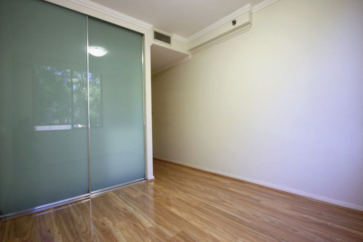 015 / 7 Herbert Street, St Leonards