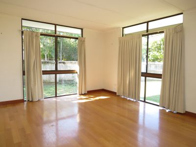 2 / 5 Aloota Crescent, Ocean Shores