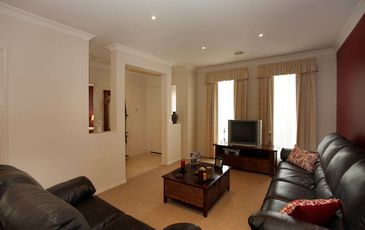 39 Grange Circuit, Beaconsfield