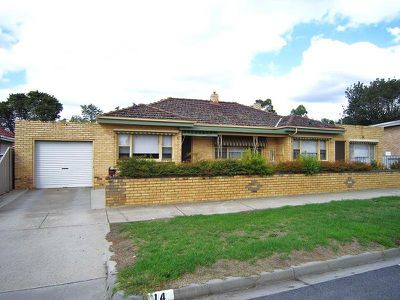 14 Neil Street, Kangaroo Flat